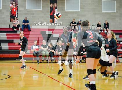 Thumbnail 2 in FR: Empire vs Marana photogallery.