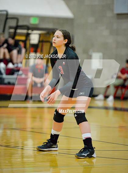 Thumbnail 2 in FR: Empire vs Marana photogallery.