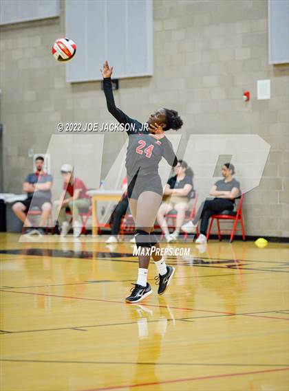 Thumbnail 1 in FR: Empire vs Marana photogallery.