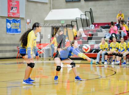 Thumbnail 2 in FR: Empire vs Marana photogallery.