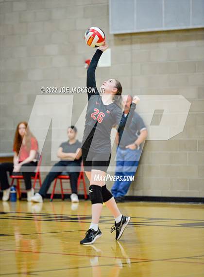 Thumbnail 2 in FR: Empire vs Marana photogallery.