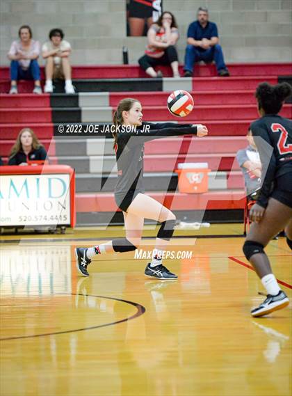 Thumbnail 2 in FR: Empire vs Marana photogallery.