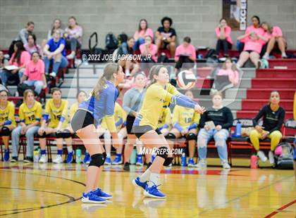 Thumbnail 3 in Empire vs Marana photogallery.
