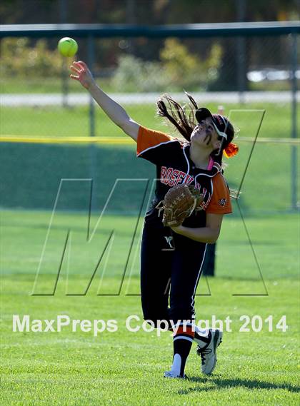 Thumbnail 2 in Bella Vista vs. Roseville (Victory Pre-Season T.O.C.) photogallery.