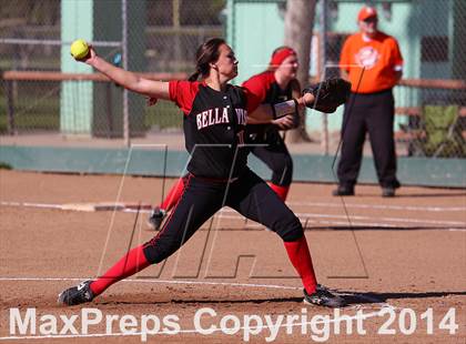 Thumbnail 2 in Bella Vista vs. Roseville (Victory Pre-Season T.O.C.) photogallery.