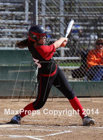Thumbnail 2 in Bella Vista vs. Roseville (Victory Pre-Season T.O.C.) photogallery.