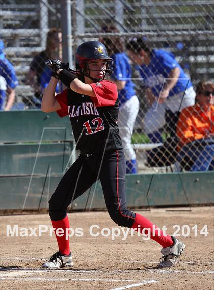 Thumbnail 2 in Bella Vista vs. Roseville (Victory Pre-Season T.O.C.) photogallery.