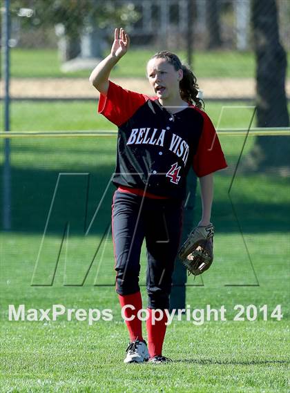 Thumbnail 3 in Bella Vista vs. Roseville (Victory Pre-Season T.O.C.) photogallery.
