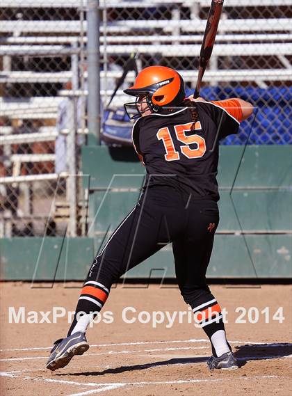 Thumbnail 2 in Bella Vista vs. Roseville (Victory Pre-Season T.O.C.) photogallery.