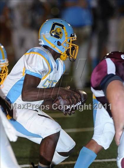 Thumbnail 1 in Center @ Natomas photogallery.