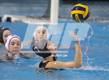 Thumbnail 1 in Carlsbad vs. La Jolla (CIF SDS Open Division Quarterfinal) photogallery.