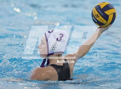 Thumbnail 2 in Carlsbad vs. La Jolla (CIF SDS Open Division Quarterfinal) photogallery.