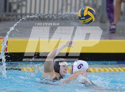 Thumbnail 1 in Carlsbad vs. La Jolla (CIF SDS Open Division Quarterfinal) photogallery.