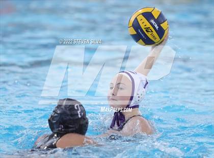 Thumbnail 1 in Carlsbad vs. La Jolla (CIF SDS Open Division Quarterfinal) photogallery.