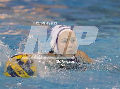 Thumbnail 2 in Carlsbad vs. La Jolla (CIF SDS Open Division Quarterfinal) photogallery.