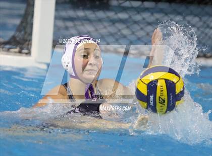 Thumbnail 1 in Carlsbad vs. La Jolla (CIF SDS Open Division Quarterfinal) photogallery.