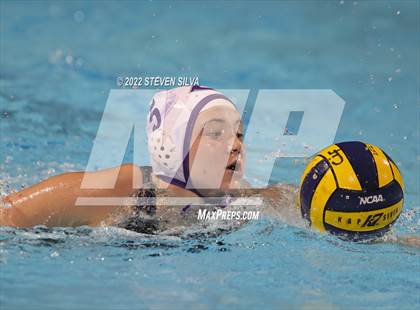 Thumbnail 1 in Carlsbad vs. La Jolla (CIF SDS Open Division Quarterfinal) photogallery.