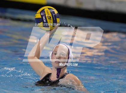 Thumbnail 2 in Carlsbad vs. La Jolla (CIF SDS Open Division Quarterfinal) photogallery.