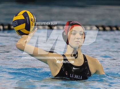 Thumbnail 2 in Carlsbad vs. La Jolla (CIF SDS Open Division Quarterfinal) photogallery.