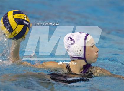 Thumbnail 3 in Carlsbad vs. La Jolla (CIF SDS Open Division Quarterfinal) photogallery.