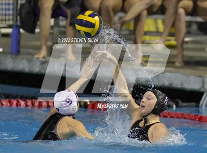 Thumbnail 1 in Carlsbad vs. La Jolla (CIF SDS Open Division Quarterfinal) photogallery.