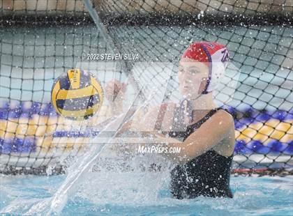 Thumbnail 1 in Carlsbad vs. La Jolla (CIF SDS Open Division Quarterfinal) photogallery.