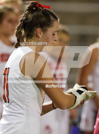 Thumbnail 3 in Kent Denver vs. Regis Jesuit (CHSAA Semifinal) photogallery.