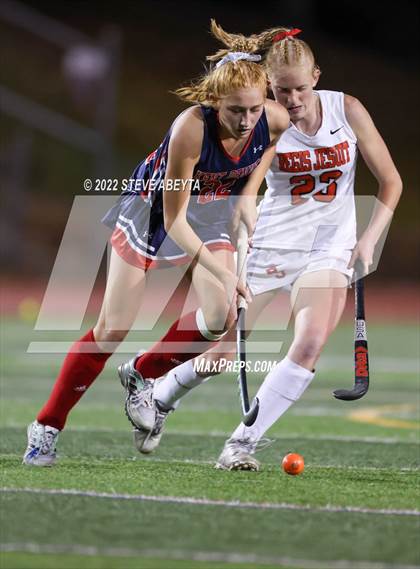 Thumbnail 2 in Kent Denver vs. Regis Jesuit (CHSAA Semifinal) photogallery.