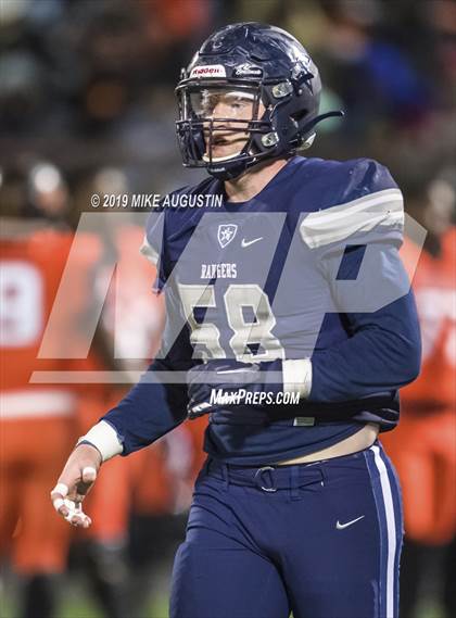 Thumbnail 2 in Lone Star vs. Lancaster (UIL 5A DI Regional Final) photogallery.
