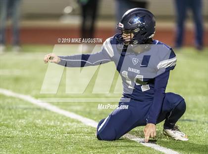 Thumbnail 3 in Lone Star vs. Lancaster (UIL 5A DI Regional Final) photogallery.