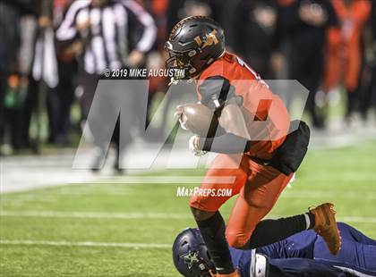 Thumbnail 1 in Lone Star vs. Lancaster (UIL 5A DI Regional Final) photogallery.