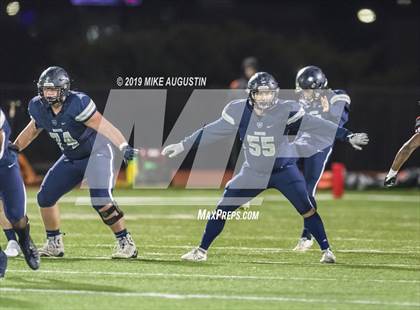 Thumbnail 2 in Lone Star vs. Lancaster (UIL 5A DI Regional Final) photogallery.