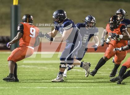 Thumbnail 1 in Lone Star vs. Lancaster (UIL 5A DI Regional Final) photogallery.