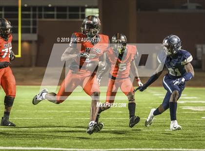 Thumbnail 3 in Lone Star vs. Lancaster (UIL 5A DI Regional Final) photogallery.