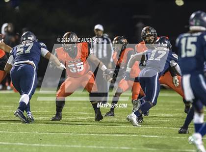 Thumbnail 3 in Lone Star vs. Lancaster (UIL 5A DI Regional Final) photogallery.