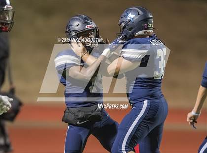 Thumbnail 2 in Lone Star vs. Lancaster (UIL 5A DI Regional Final) photogallery.