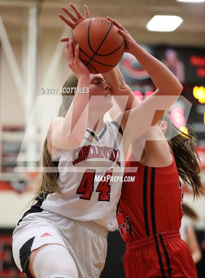Thumbnail 1 in Fairfield Union @ Circleville photogallery.