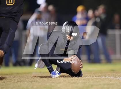 Thumbnail 1 in Bakersfield Christian vs. Tulare Western (CIF CS D3 Final) photogallery.