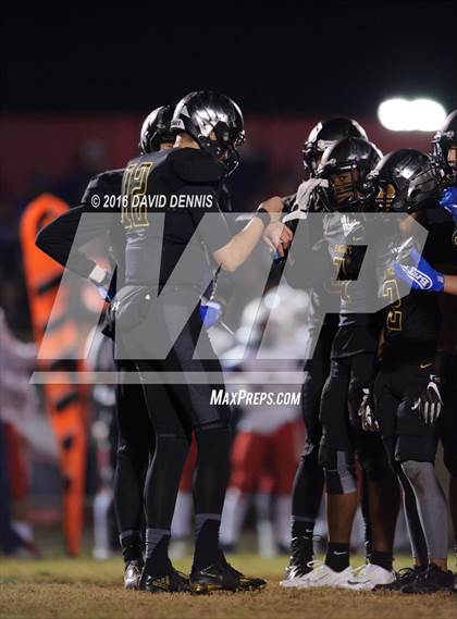 Thumbnail 1 in Bakersfield Christian vs. Tulare Western (CIF CS D3 Final) photogallery.