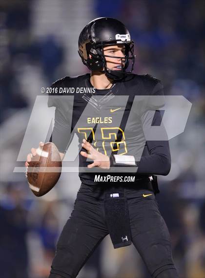 Thumbnail 1 in Bakersfield Christian vs. Tulare Western (CIF CS D3 Final) photogallery.