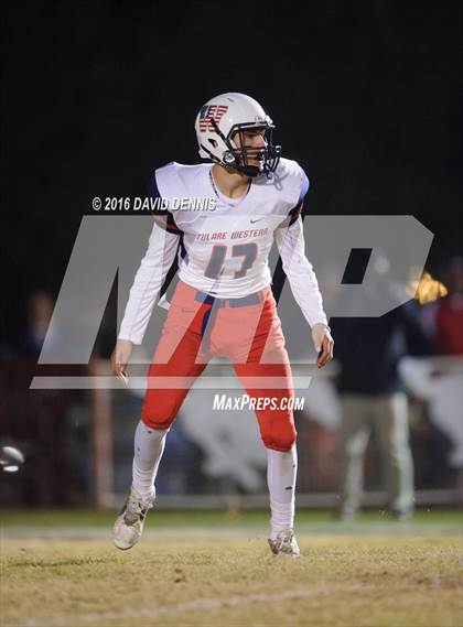 Thumbnail 3 in Bakersfield Christian vs. Tulare Western (CIF CS D3 Final) photogallery.