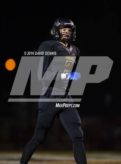 Thumbnail 3 in Bakersfield Christian vs. Tulare Western (CIF CS D3 Final) photogallery.