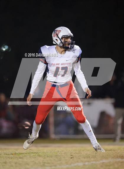 Thumbnail 1 in Bakersfield Christian vs. Tulare Western (CIF CS D3 Final) photogallery.