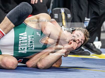 Thumbnail 3 in NYSPHSAA  D2 Wrestling Finals (99lbs to 138lbs) photogallery.