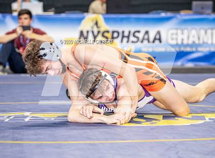 Thumbnail 3 in NYSPHSAA  D2 Wrestling Finals (99lbs to 138lbs) photogallery.