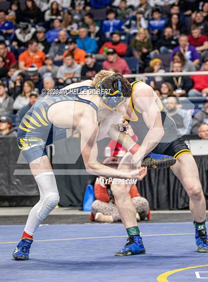 Thumbnail 2 in NYSPHSAA  D2 Wrestling Finals (99lbs to 138lbs) photogallery.