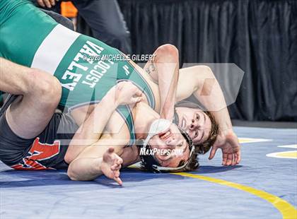 Thumbnail 3 in NYSPHSAA  D2 Wrestling Finals (99lbs to 138lbs) photogallery.