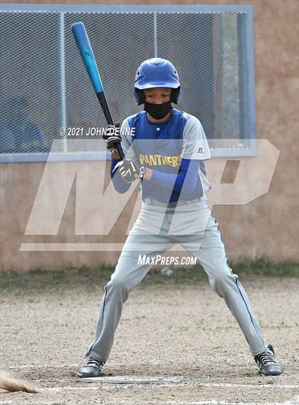 Thumbnail 2 in Cimarron @ Penasco photogallery.