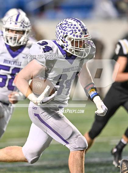Thumbnail 3 in Booneville vs. Charleston (AAA 3A State Final) photogallery.