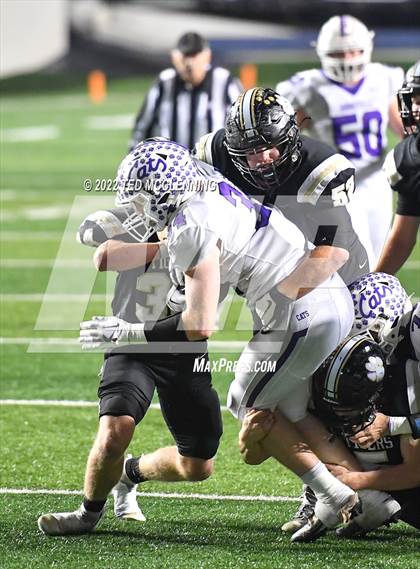 Thumbnail 2 in Booneville vs. Charleston (AAA 3A State Final) photogallery.